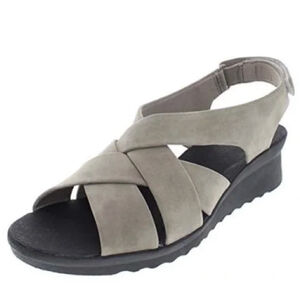 Clarks Caddell Jena gray criss cross strappy wedge sandals 8.5 M